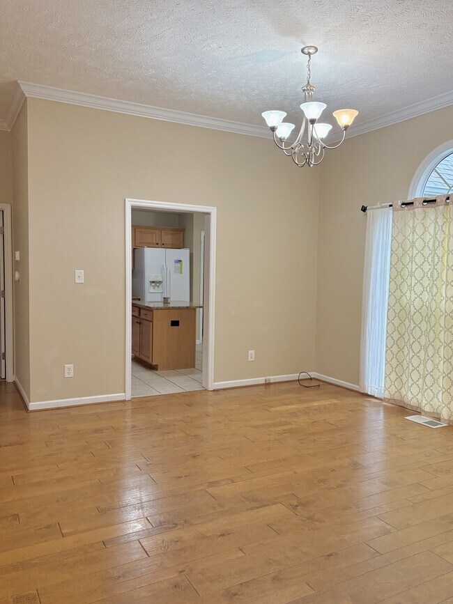 Foto del edificio - 2741 Millmann Rd