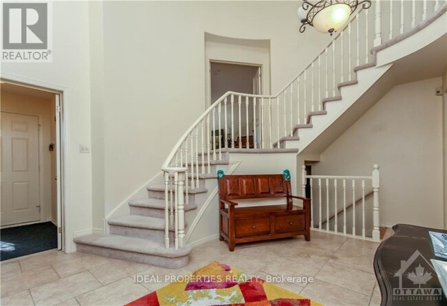 Building Photo - 39 Huntings End Ave