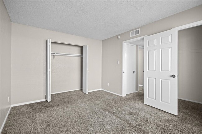 Interior Photo - Broadway Reserve