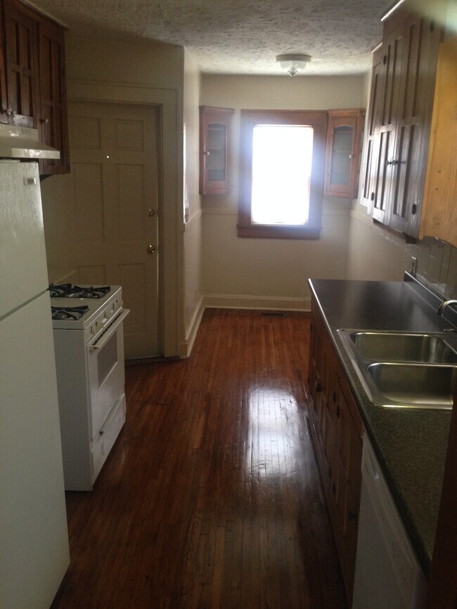 Foto del edificio - Spacious 3/BR, 1/Bath unit near MSU campus...