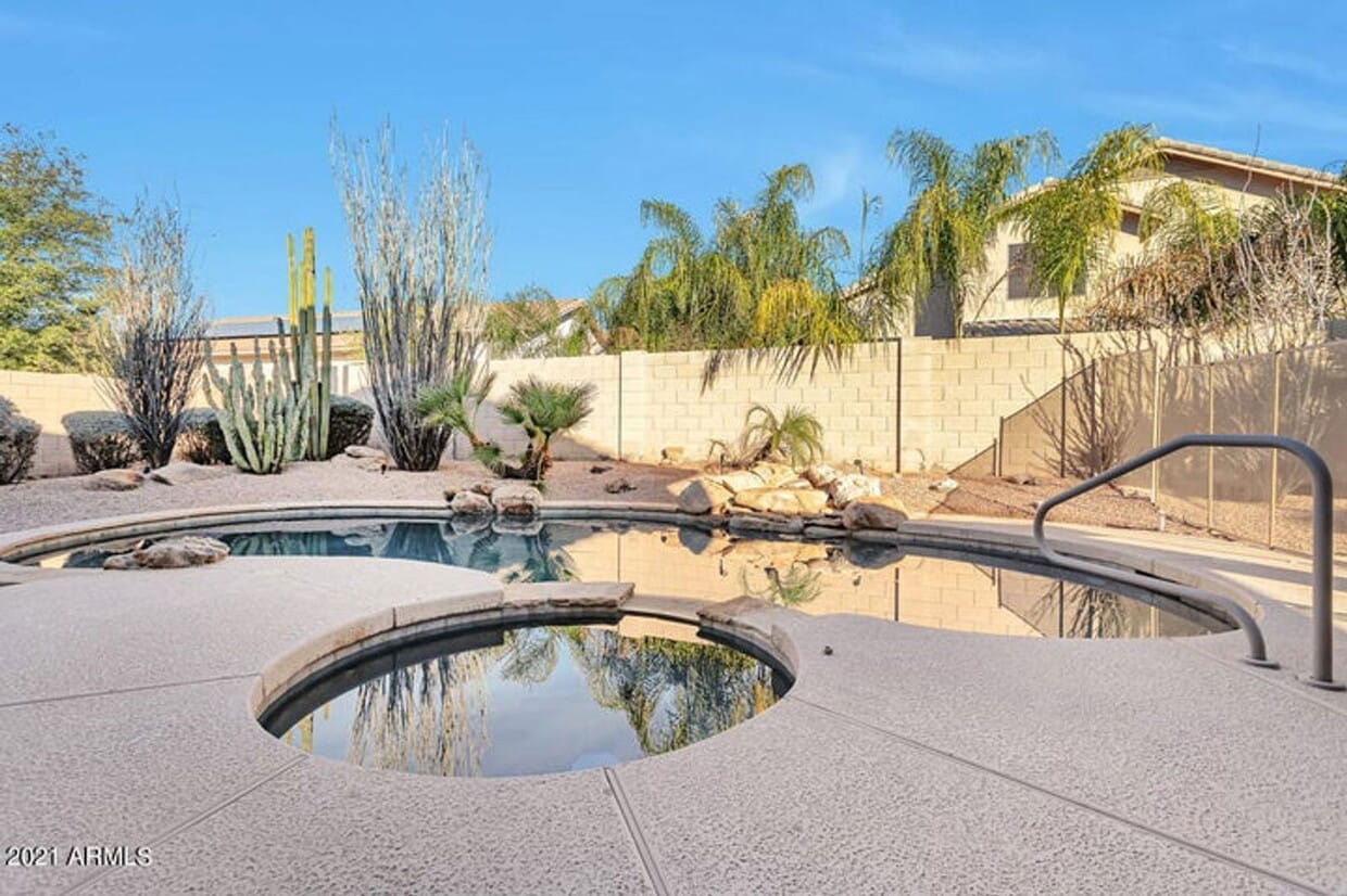 Foto principal - 6132 W Morrow Dr