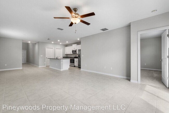 Foto del edificio - 5 br, 2.5 bath House - 12764 Maple Bonsai ...