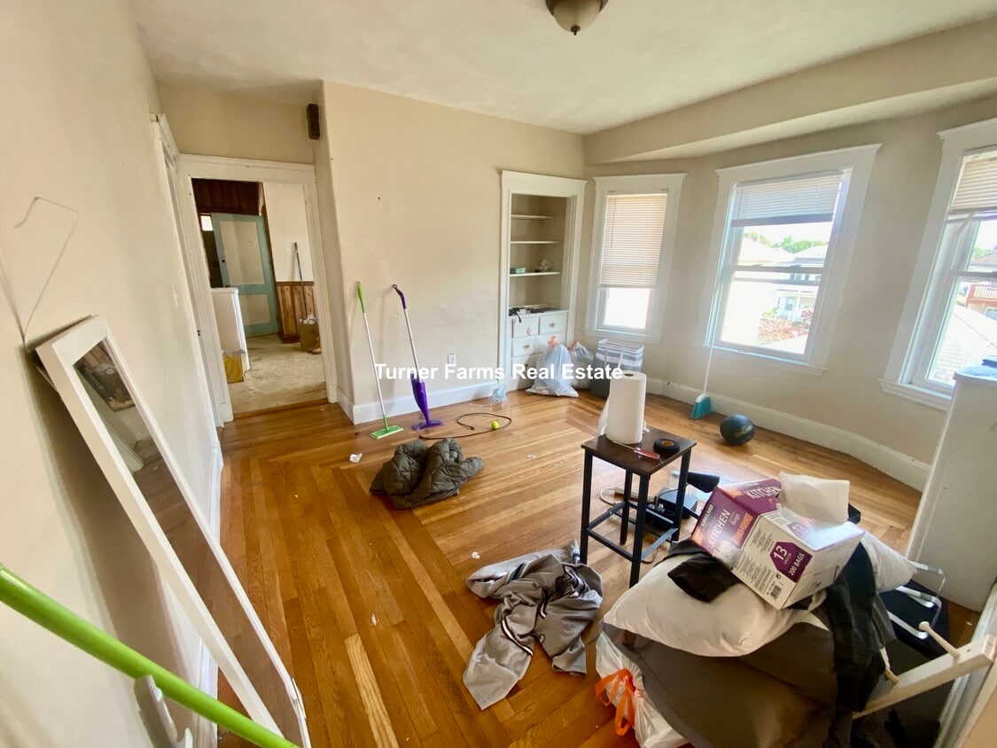 Foto principal - 112 College Ave