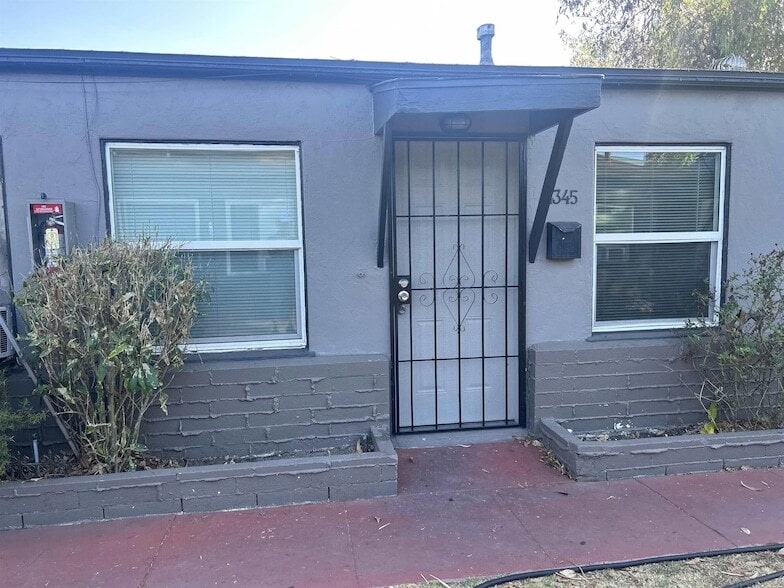 Foto principal - 4345 Poplar St