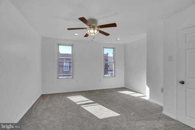Building Photo - 3148 Chatham St