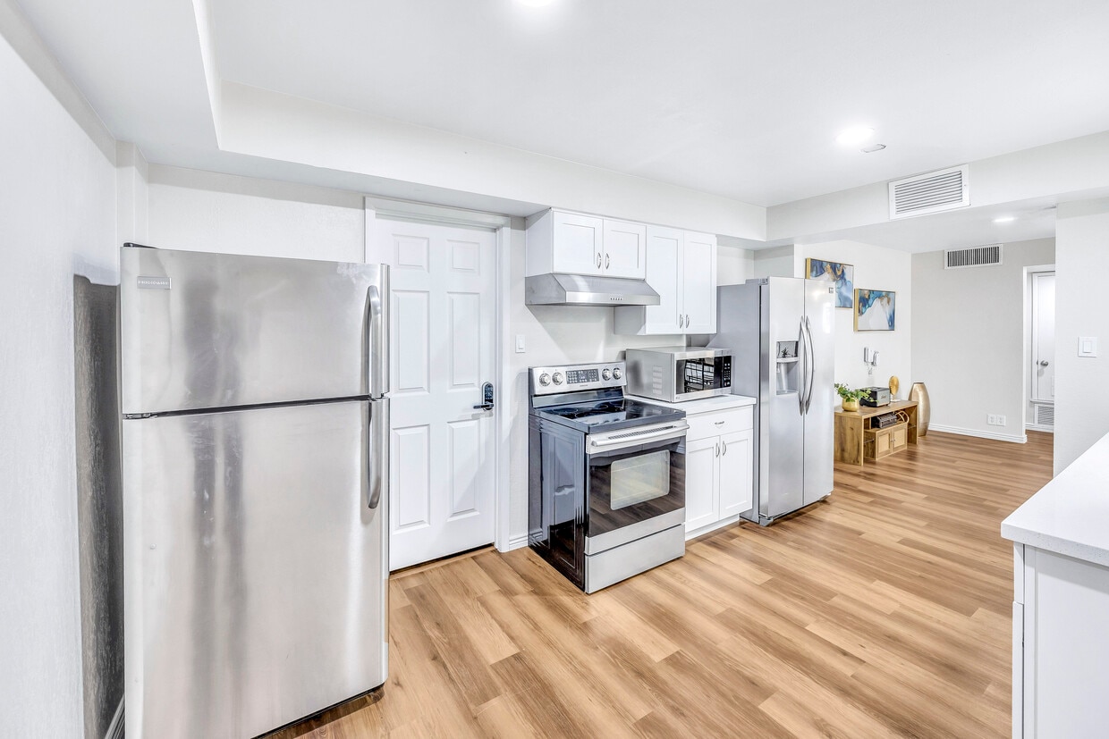 Foto principal - 1713 W Hazelwood St