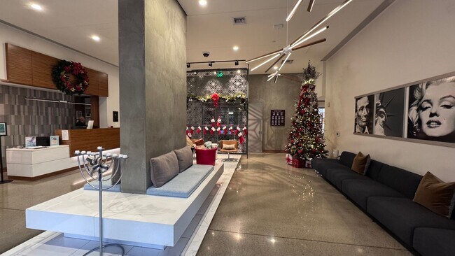 Foto del edificio - Urban Living with Iconic Views