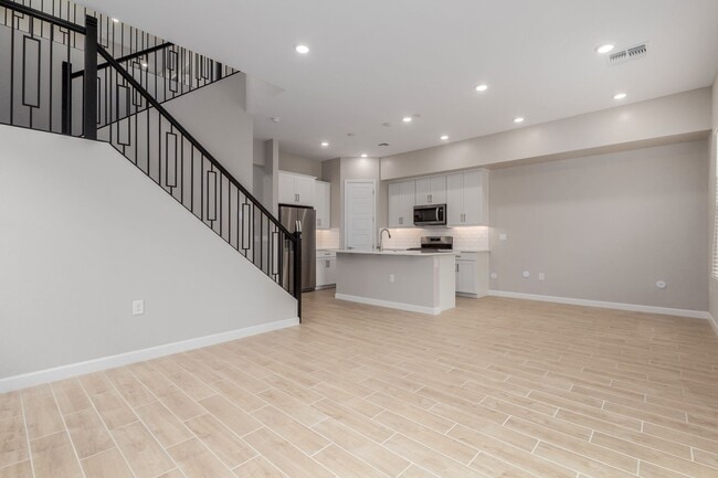 Building Photo - 4 Bedroom home inside Arabella Community