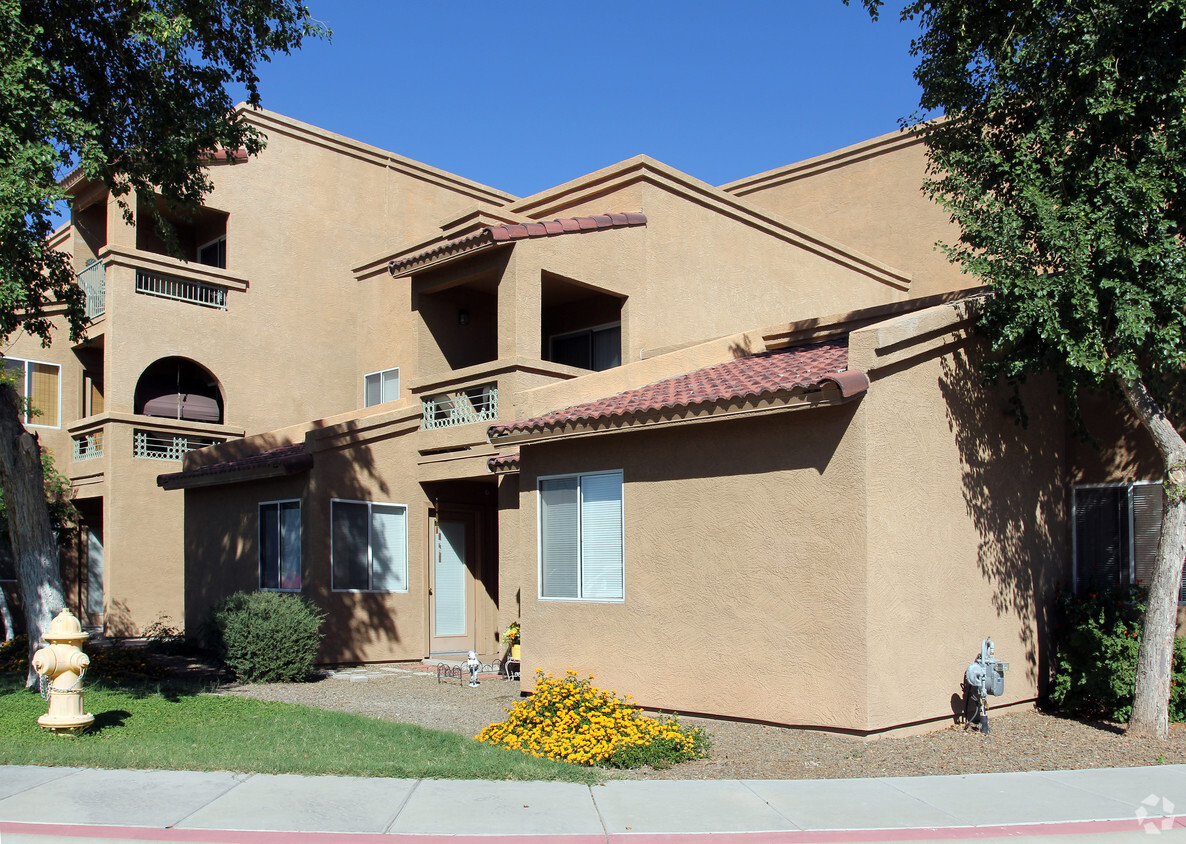 Building Photo - Quilceda Villa Apartments