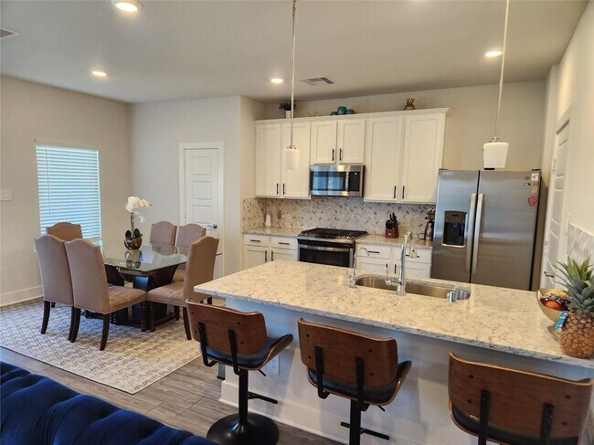 Foto del edificio - 10603 Whitejacket