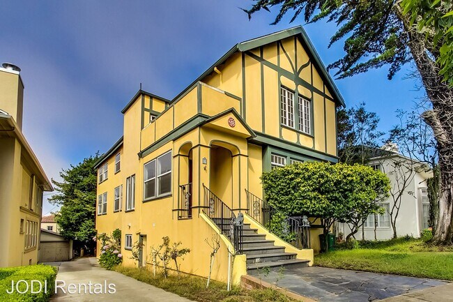 Building Photo - 4 br, 4 bath House - 41 Santa Monica Way
