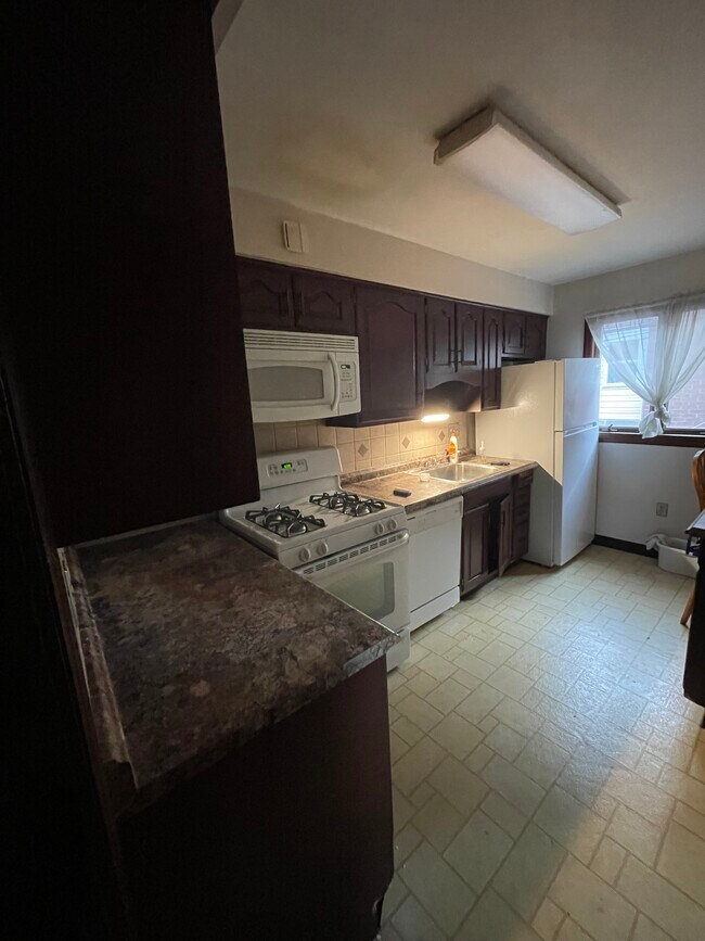 309 4th St, Altoona, PA 16602 Condo for Rent in Altoona, PA