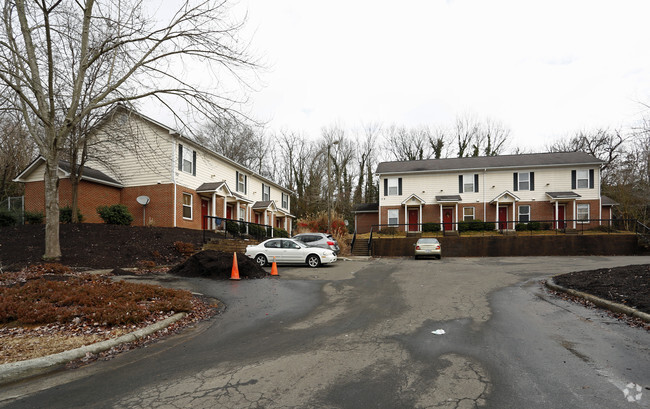 Building Photo - Morehead Glen Apartments