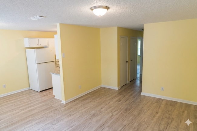 Foto del edificio - 7190 Conant Ave