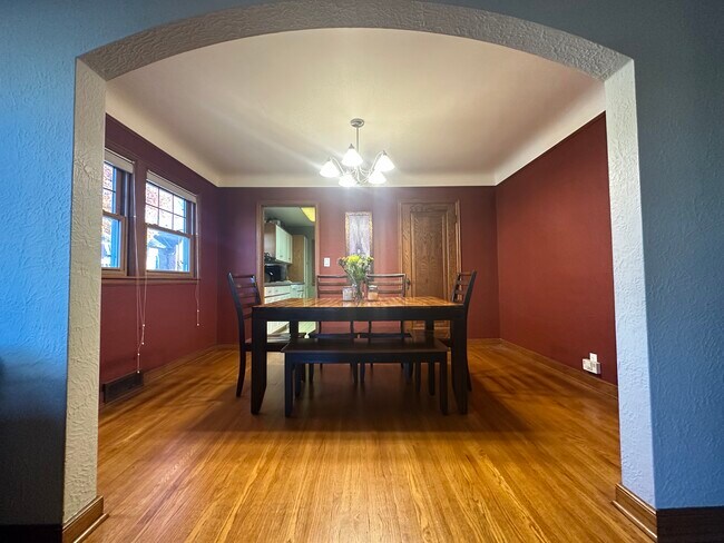 Foto del edificio - 1700 Blair Ave