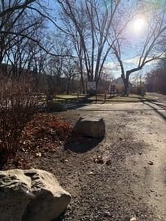 Building Photo - 22 Laurel Ln