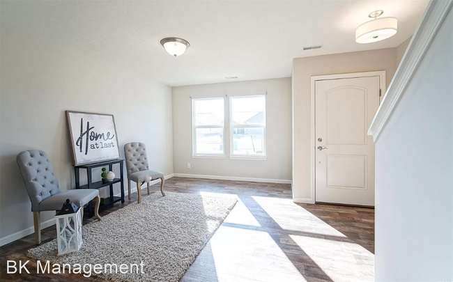 Foto del edificio - 4 br, 2.5 bath House - 3300 Maitland Drive