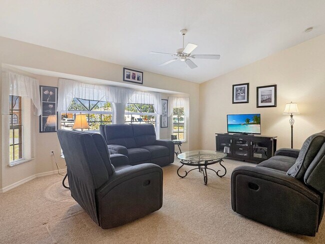 Foto del edificio - 18353 Grace Ave