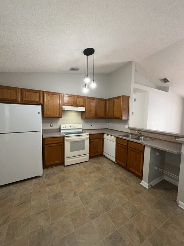 Building Photo - 5152 Heatherstone Ct