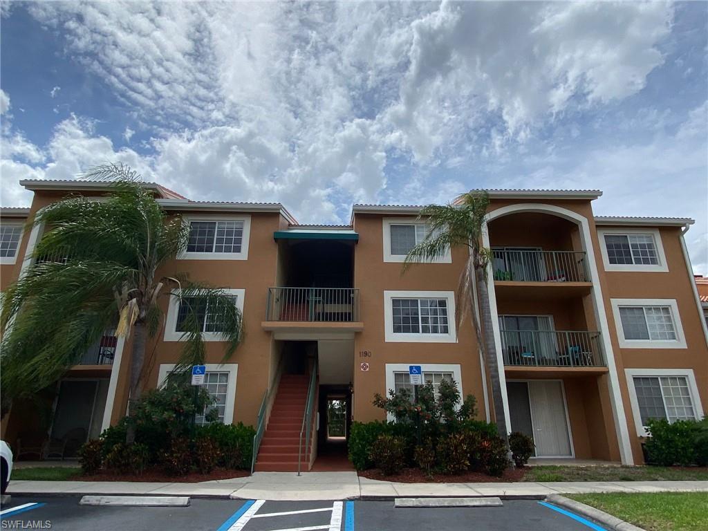 1190 Wildwood Lakes Blvd Unit 208, Naples, FL 34104 Condo for Rent in