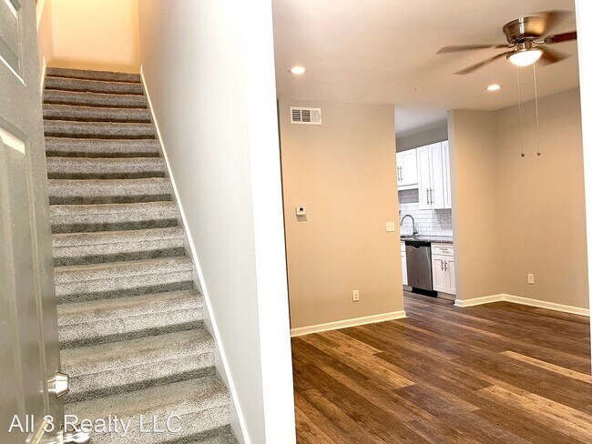 Building Photo - 3 br, 2.5 bath House - 2282 Connally Pl