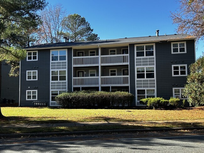Foto del edificio - LYV Chapel Hill