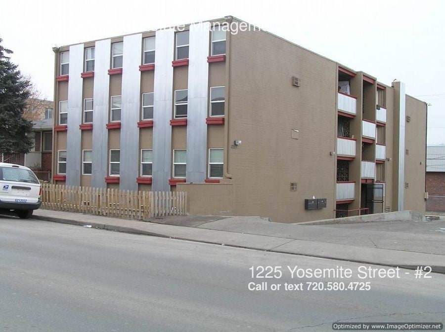 Primary Photo - 1225 Yosemite St