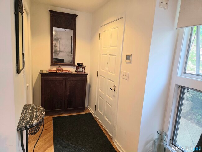 Foto del edificio - 39 Temple Ct