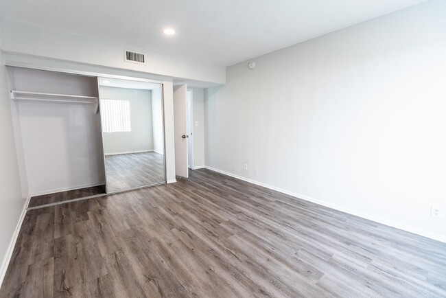 Foto del interior - 7244 Hillside Ave