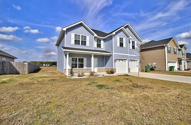 Foto del edificio - 566 Burke Dr