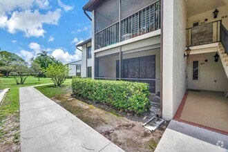 Building Photo - 1485 SW Silver Pine Way