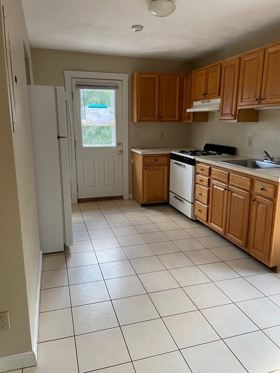 Building Photo - 91 Ash St