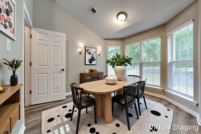 Foto del edificio - 10374 Cottage Oaks Dr