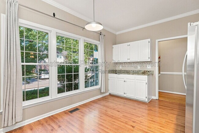 Building Photo - 217 Riverwalk Cir