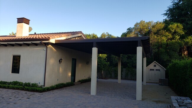 Foto del edificio - 23042 Calvert St