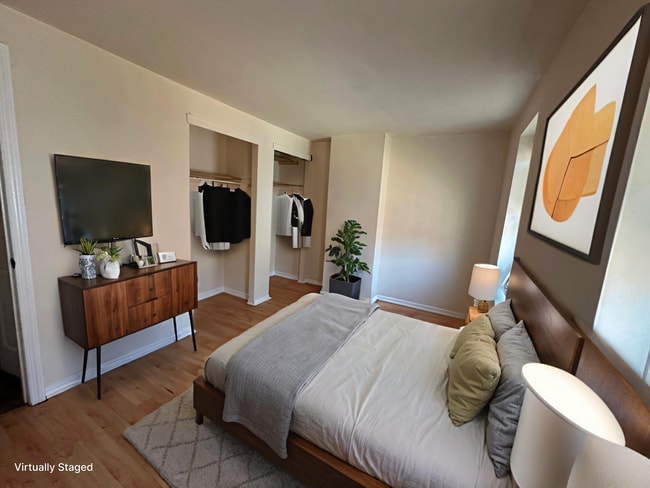 Building Photo - 5829 Wakefield St