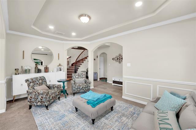Foto del edificio - 4401 Longbourn Dr