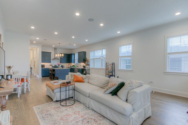 Photo - 1602B 12th Ave N House