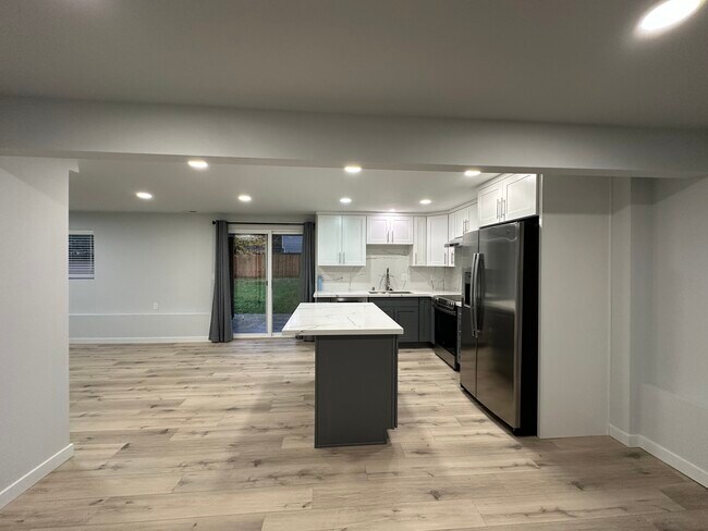 Foto del edificio - 20914 3rd Ave W