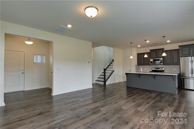Building Photo - 1213 Scotch Mdws Lp