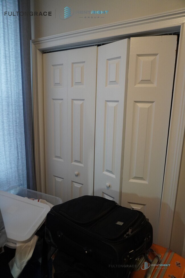 Foto del edificio - 2031 W 23rd St