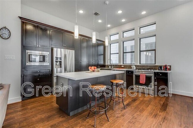 Foto del edificio - 2612 Polk St