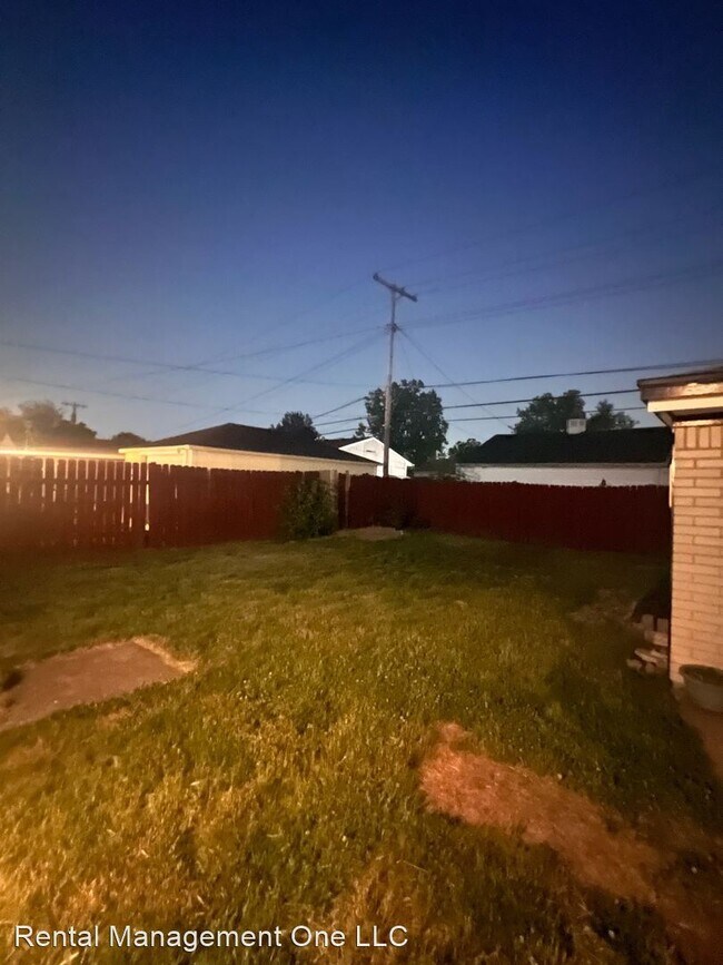 Foto del edificio - 3 br, 1 bath House - 22269 Champaign