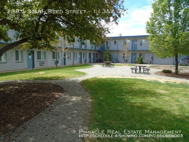Building Photo - Spacious Two Bedroom in Lakewood Available!!