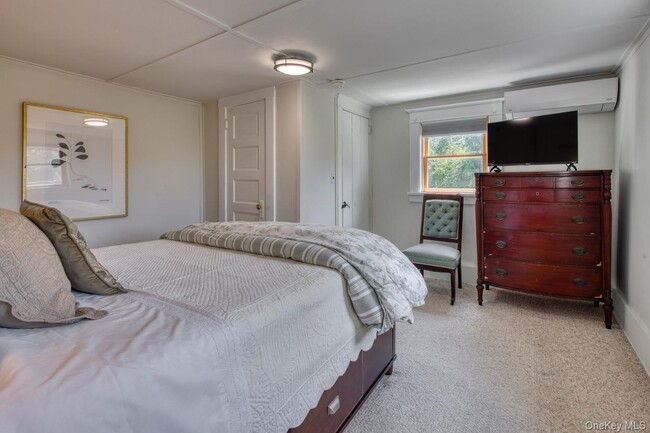 Building Photo - 7635 Main Bayview Rd