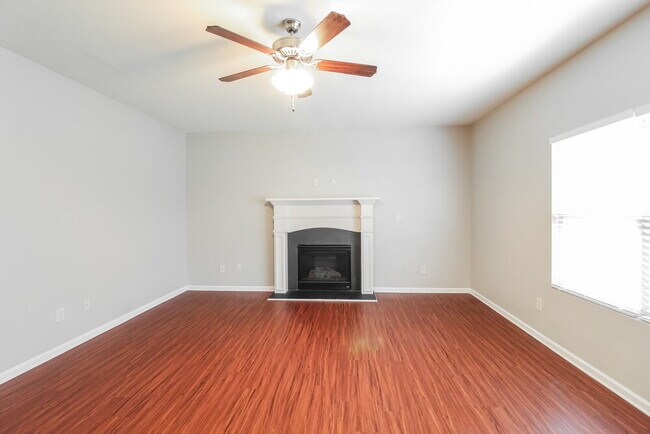 Foto del edificio - 2087 Juniper Ives Ct SE