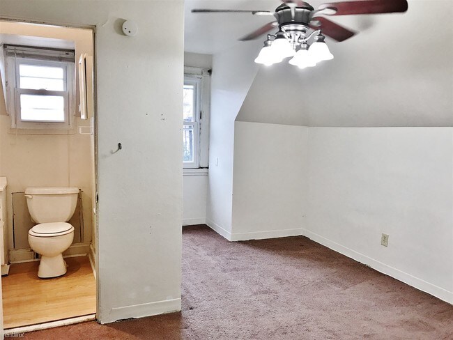 Building Photo - 1 br, 1 bath  - 808 Portland St