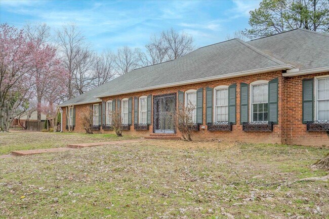 Foto del edificio - 356 Perkins Extd