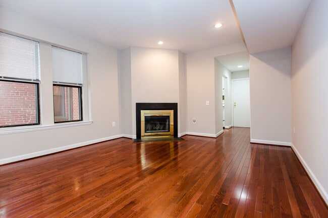 Foto del edificio - 1763 Columbia Rd NW