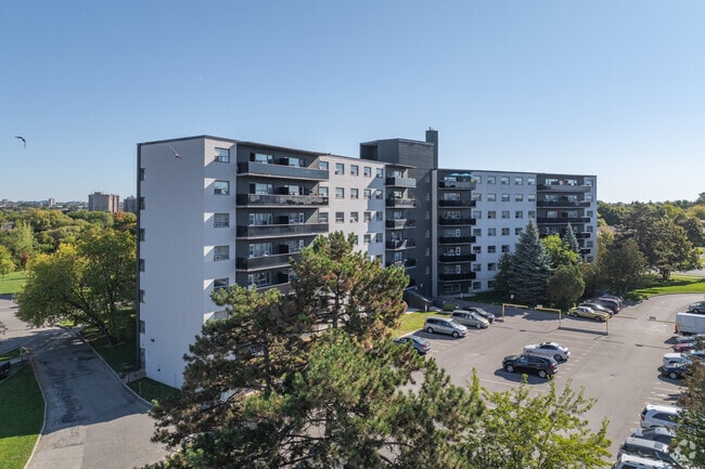 Building Photo - 6 Auburndale Ct